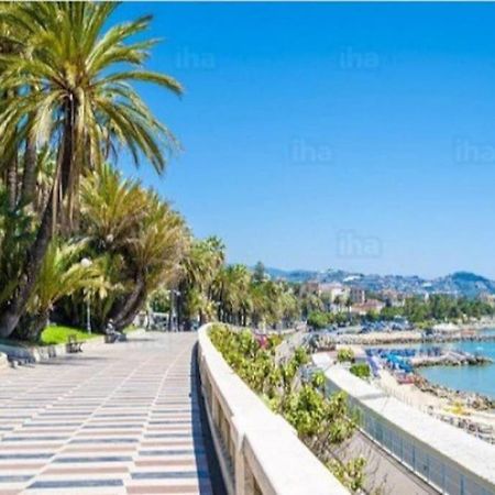 Appartamento Centralissimo Sanremo Luaran gambar
