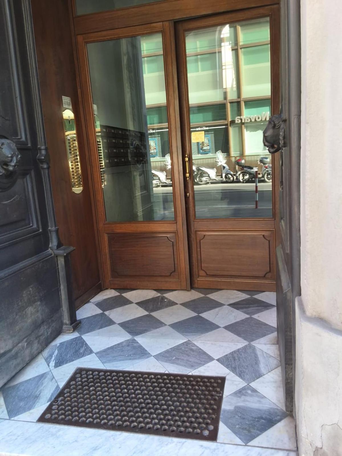 Appartamento Centralissimo Sanremo Luaran gambar